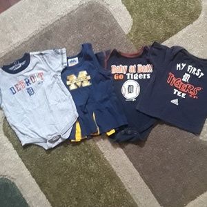 Michigan inspired baby girl clothes pack